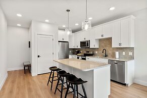 The Loop Downtown By Kasa