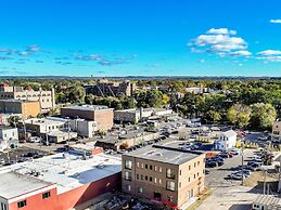 The Loop Downtown By Kasa