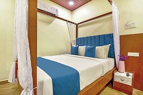 THE Solitaire Residency