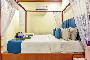 THE Solitaire Residency