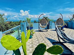 Room-your Perfect Hideaway, Uncompromise