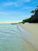 Room-your Perfect Hideaway, Uncompromise