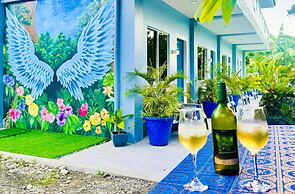 Room-your Perfect Hideaway, Uncompromise