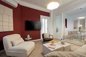 Elegant 3BR Steps away Cismigiu Gardens