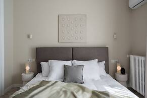 Elegant 3BR Steps away Cismigiu Gardens