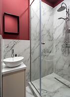 Elegant 3BR Steps away Cismigiu Gardens