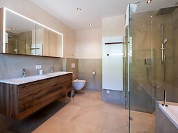 Spacious Holiday Apartment Near Kitzbuhel