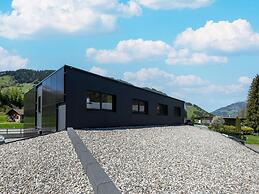 Spacious Holiday Apartment Near Kitzbuhel