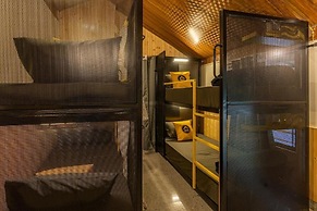 The Hosteller Kasol, Riverside