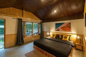 The Hosteller Kasol, Riverside