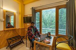 The Hosteller Kasol, Riverside