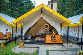 The Hosteller Kasol, Riverside
