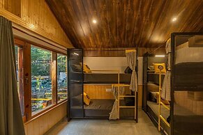 The Hosteller Kasol, Riverside