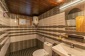 The Hosteller Kasol, Riverside