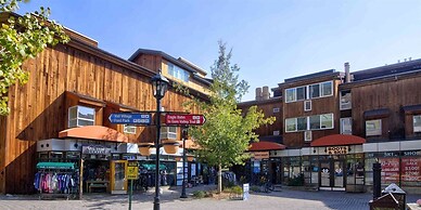 Convenient 2BR Condo in Lionshead Village at the Eagle Bahn Gondola