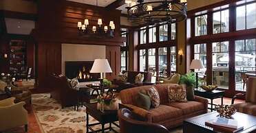 Luxury 3 Bedroom Residence at The Four Seasons in Vail Village