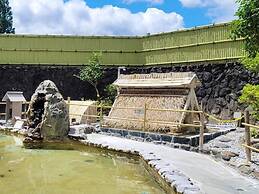 Hitaonsen Hananoki River Terrace