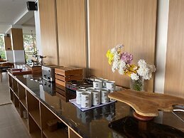 Tebing View Glamping, Azana Hotel Collection