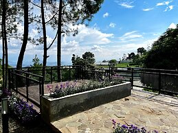 Tebing View Glamping, Azana Hotel Collection