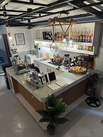 The Palawans Place-b&b