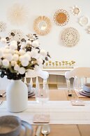 Beautiful 4 BD Home near Woodstock