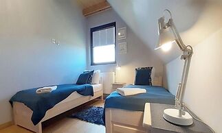 Holiday Home With Garden, Sauna, Jacuzzi