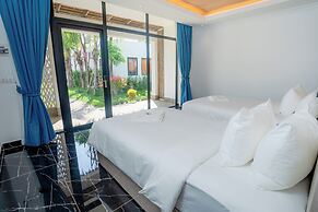 Royal Beach Resort & Residence By EHM