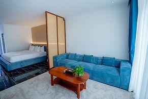 Royal Beach Resort & Residence By EHM