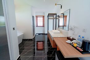 Royal Beach Resort & Residence By EHM