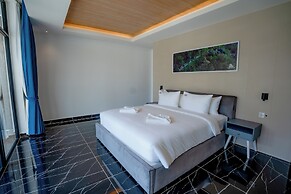 Royal Beach Resort & Residence By EHM