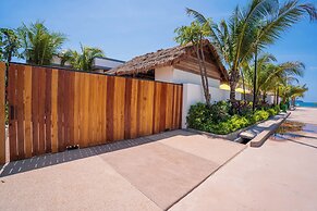 Royal Beach Resort & Residence By EHM