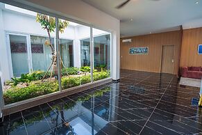 Royal Beach Resort & Residence By EHM