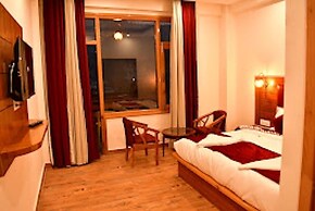 Mountain Majesty Manali