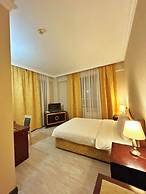 Crown Suites