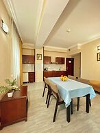 Crown Suites