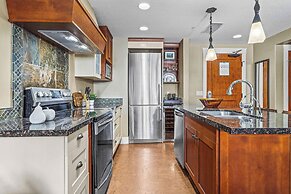 2 Bedroom Condo .Pool .Hot Tub .Gym .Spa
