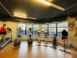 2 Bedroom Condo .Pool .Hot Tub .Gym .Spa
