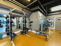 2 Bedroom Condo .Pool .Hot Tub .Gym .Spa