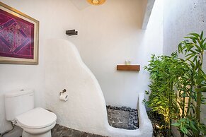 PinkPrivate Sanur - for Cool Adults Only