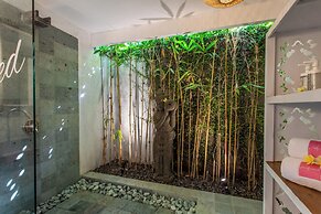 PinkPrivate Sanur - for Cool Adults Only