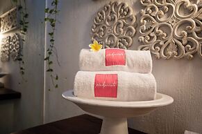 PinkPrivate Sanur - for Cool Adults Only