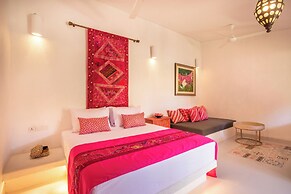 PinkPrivate Sanur - for Cool Adults Only