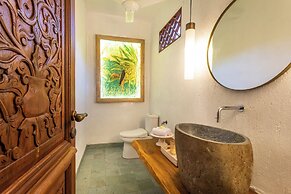 PinkPrivate Sanur - for Cool Adults Only