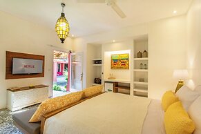 PinkPrivate Sanur - for Cool Adults Only