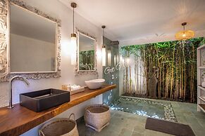 PinkPrivate Sanur - for Cool Adults Only