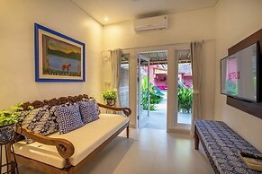 PinkPrivate Sanur - for Cool Adults Only