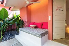 PinkPrivate Sanur - for Cool Adults Only