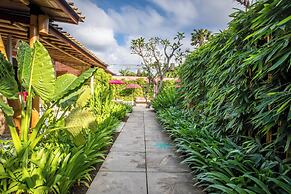 PinkPrivate Sanur - for Cool Adults Only