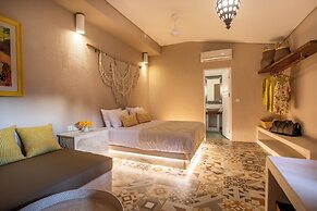 PinkPrivate Sanur - for Cool Adults Only