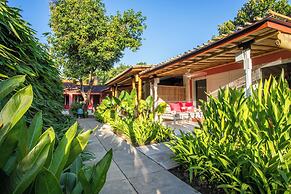 PinkPrivate Sanur - for Cool Adults Only